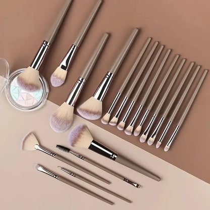 🎨 The Flawless Canvas: Premium Multi-Piece Cosmetic Brush & Kabuki Set