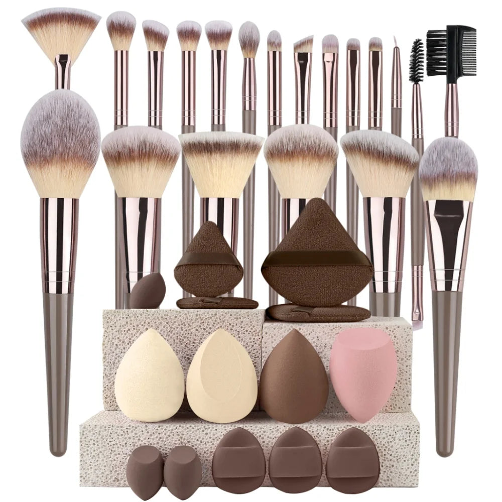 🎨 The Flawless Canvas: Premium Multi-Piece Cosmetic Brush & Kabuki Set