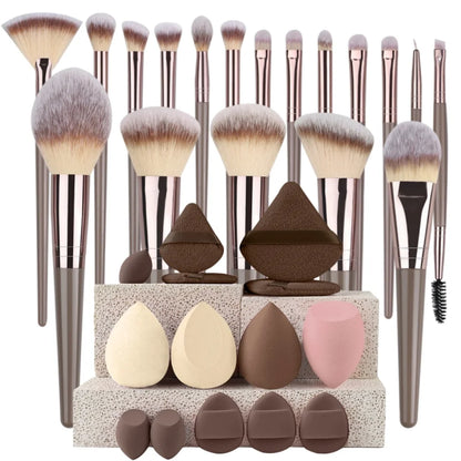 🎨 The Flawless Canvas: Premium Multi-Piece Cosmetic Brush & Kabuki Set