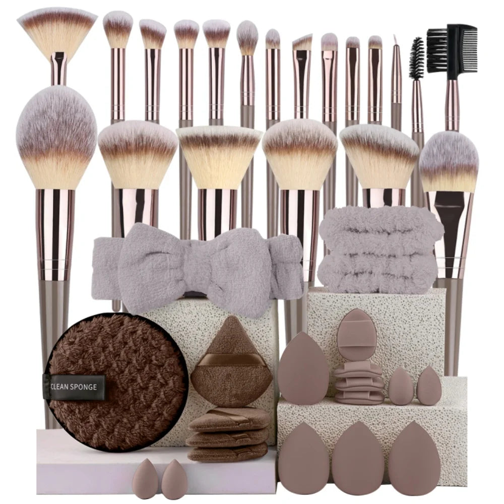 🎨 The Flawless Canvas: Premium Multi-Piece Cosmetic Brush & Kabuki Set