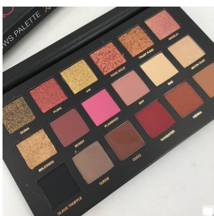 🏜️ The Golden Hour: Desert Sun Eye Shadow Palette
