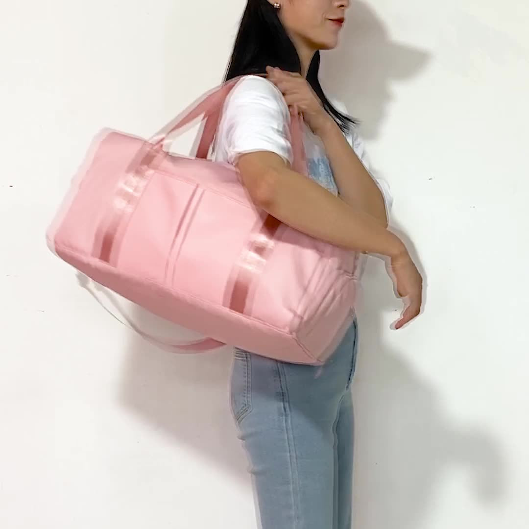 🏋️ The Active Escape: Multi-Functional Waterproof Gym & Weekender Duffel