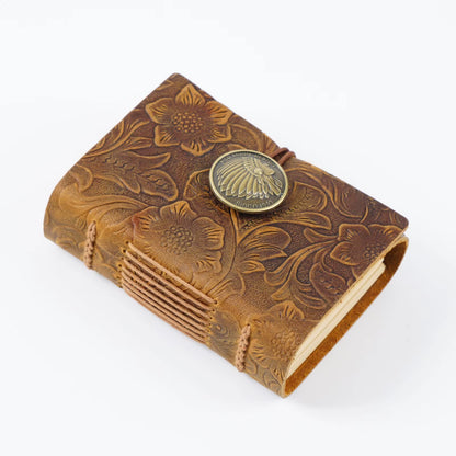 📓 Timeless Quality in Your Hands: The Genuine Leather Portable Notebook