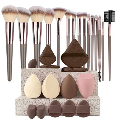 🎨 The Flawless Canvas: Premium Multi-Piece Cosmetic Brush & Kabuki Set