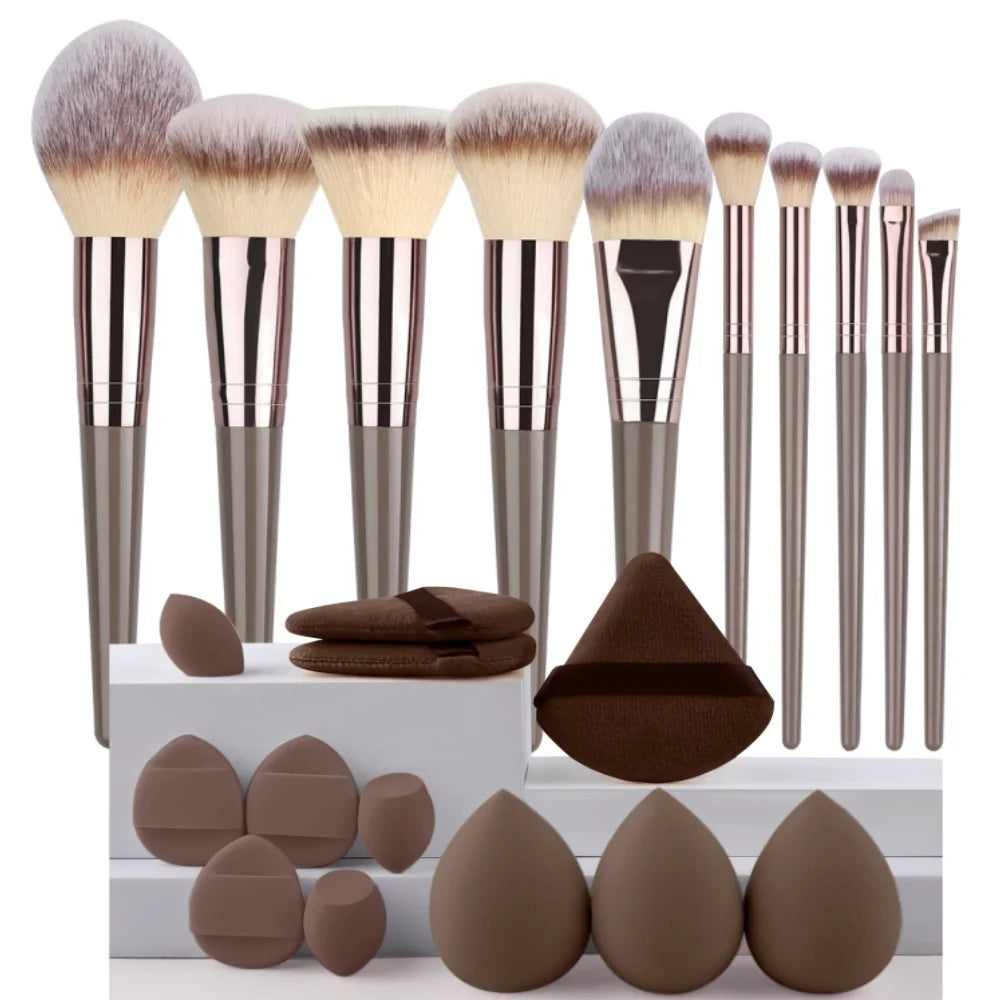 🎨 The Flawless Canvas: Premium Multi-Piece Cosmetic Brush & Kabuki Set